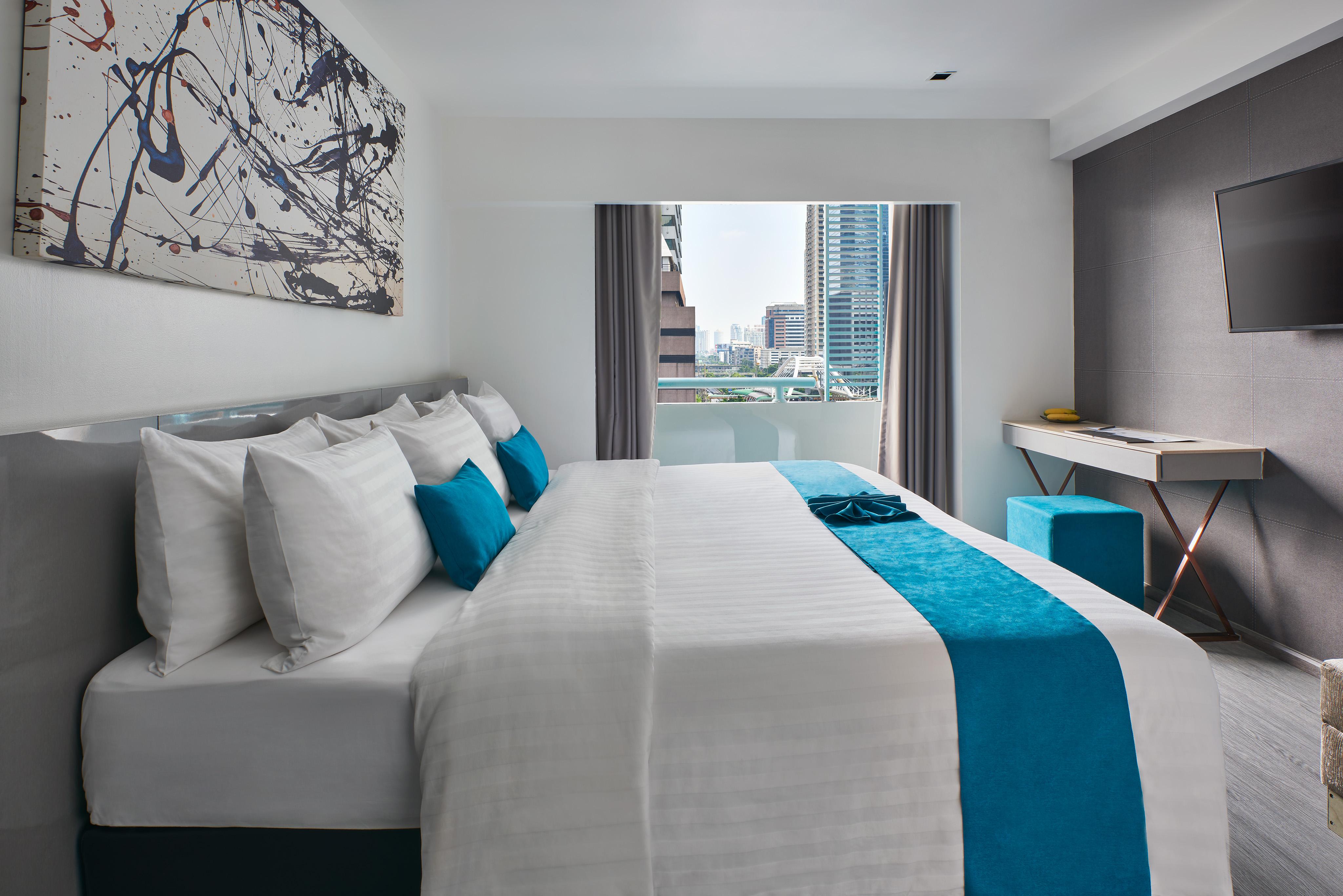 Sora Hotel Silom Бангкок Экстерьер фото