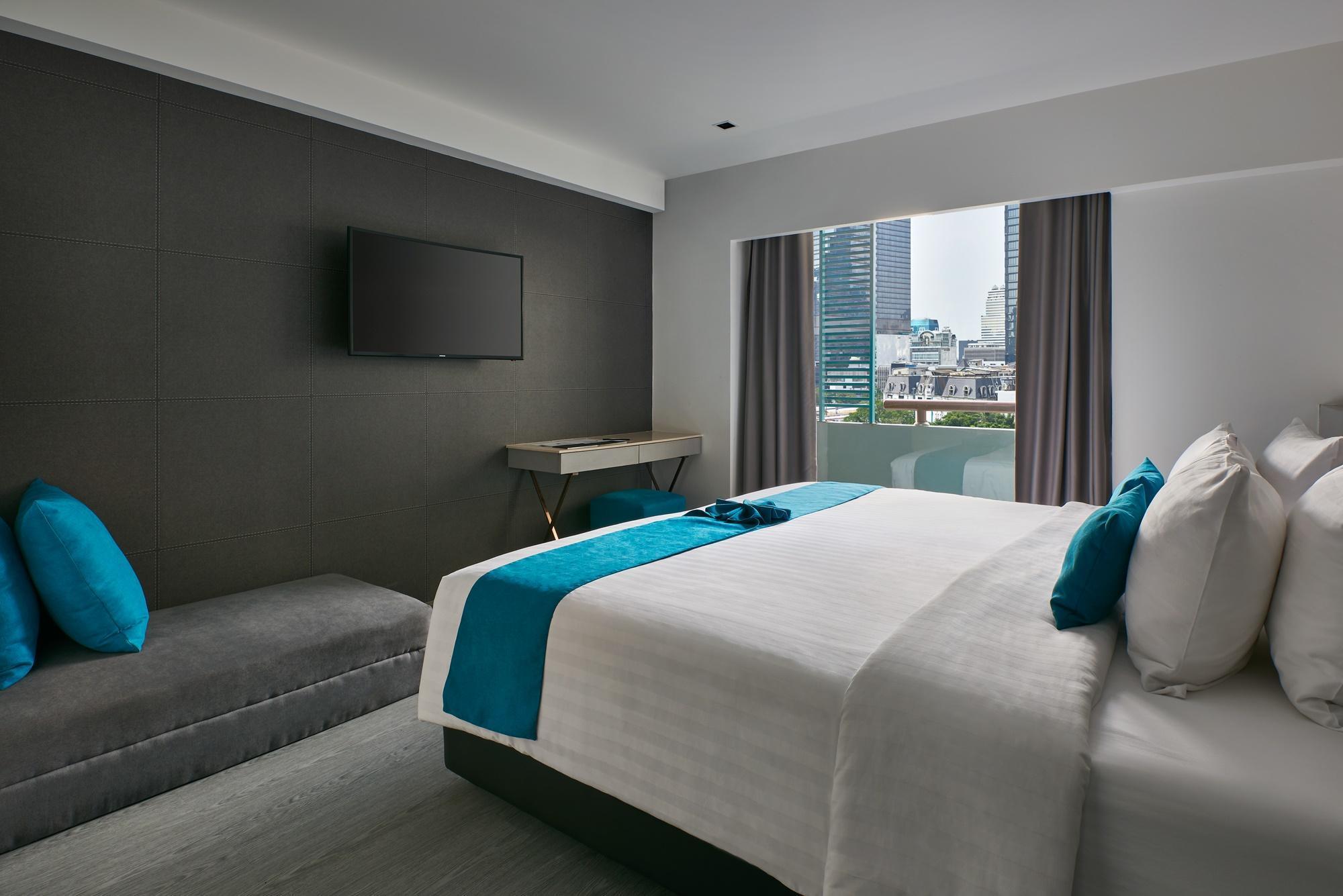 Sora Hotel Silom Бангкок Экстерьер фото