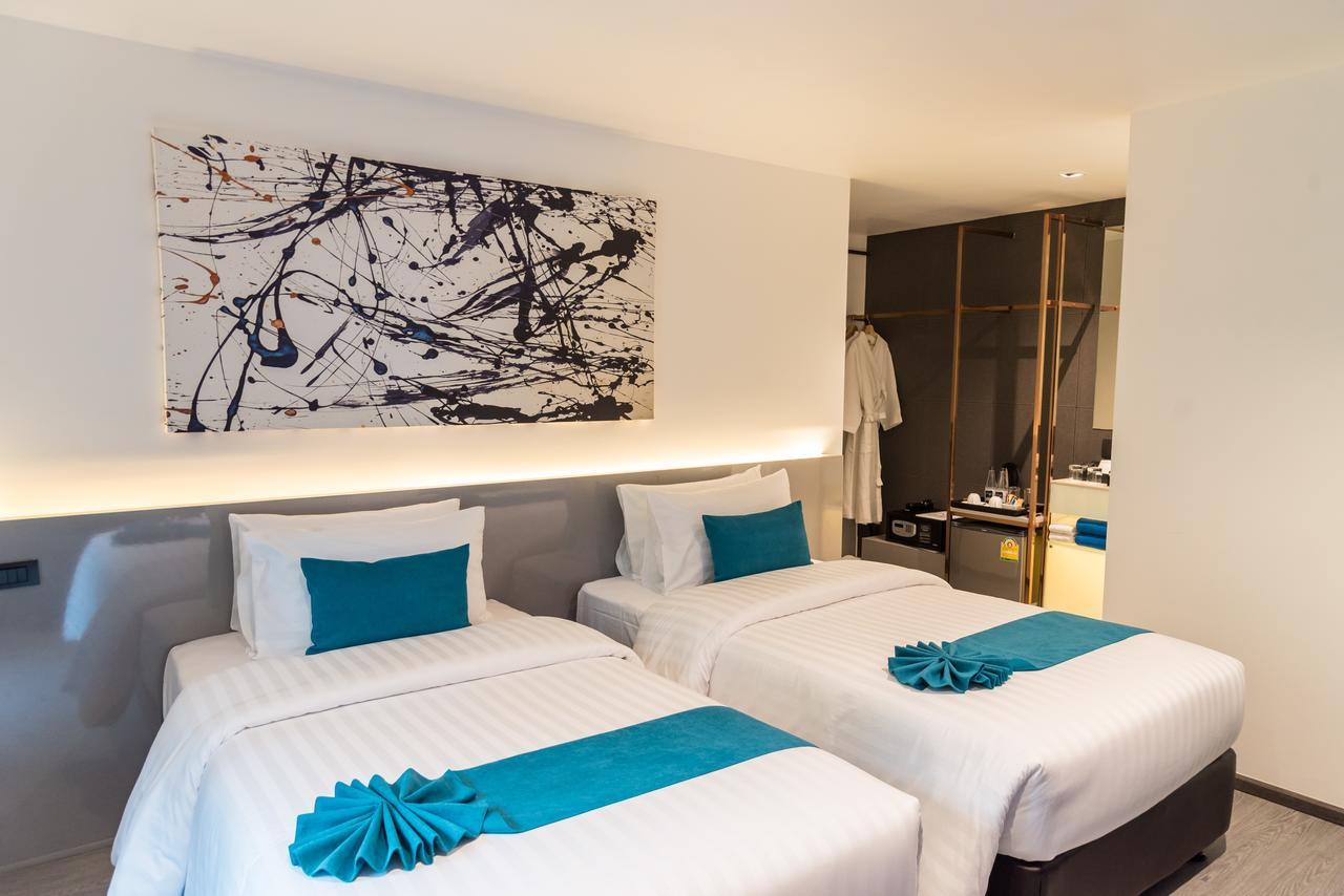 Sora Hotel Silom Бангкок Экстерьер фото