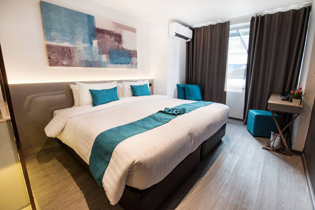 Sora Hotel Silom Бангкок Экстерьер фото
