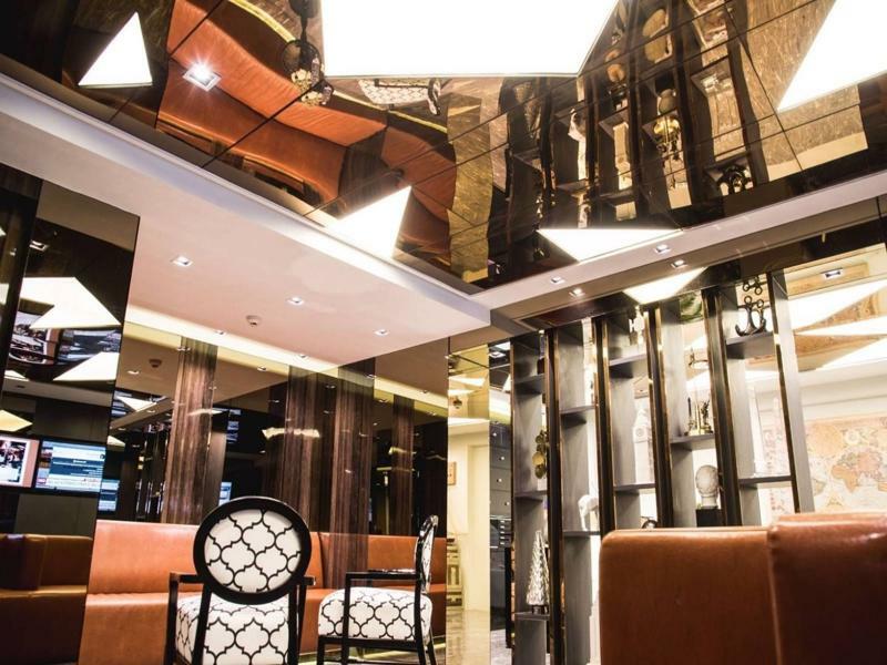 Sora Hotel Silom Бангкок Экстерьер фото